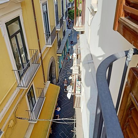 Alleyway Sorrento Bagian luar foto
